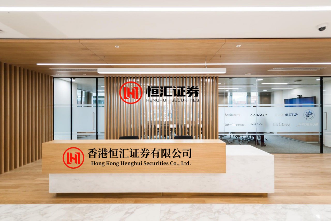 弘大速配 张自忠殉国，10万民众出城相送，日军飞机盘旋灵柩上空，未投一弹